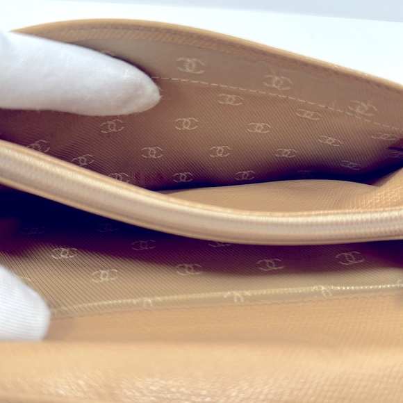 Authentic CHANEL COCO Mark Bi-fold Long Wallet- Beige - Picture 11 of 14